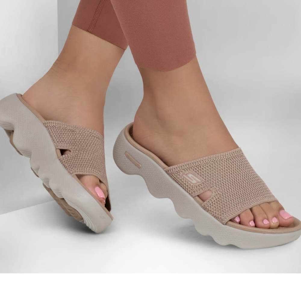 NWOT Skechers Massage Fit Revive - Roxie. Women's - Picture 10 of 10